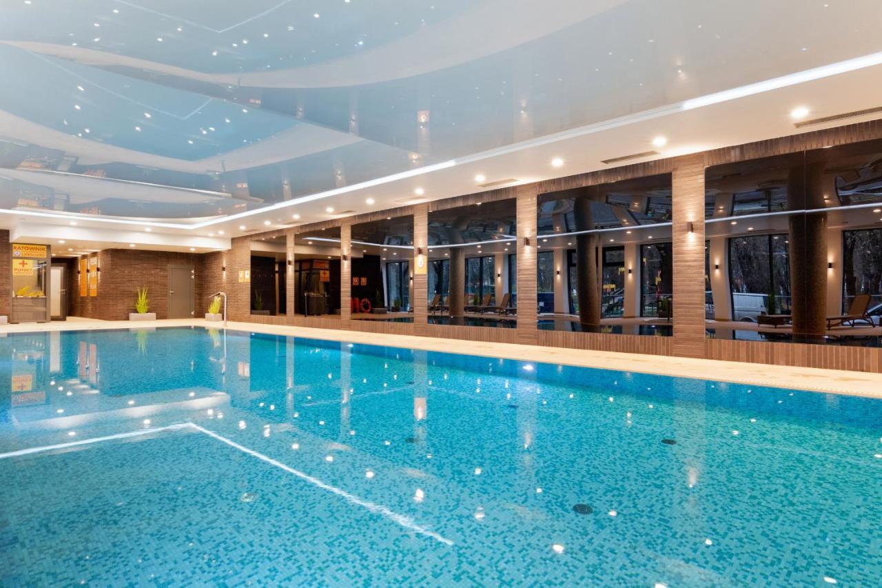Luxurious Apartment Nadmorskie Tarasy Kolobrzeg By Renters Prestige Exterior photo